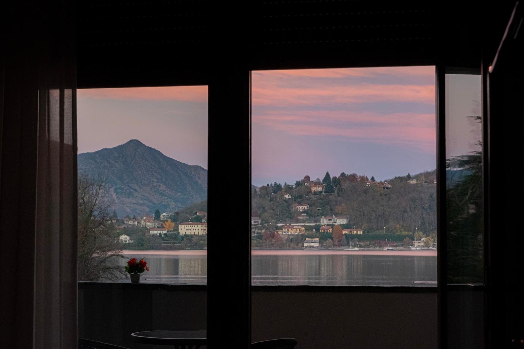 Hotel Chalet Del Lago Avigliana Eksteriør billede